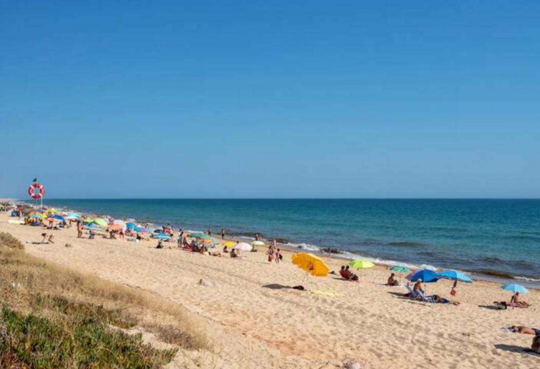 Blife Faro Beach Hostel & Rooms エクステリア 写真