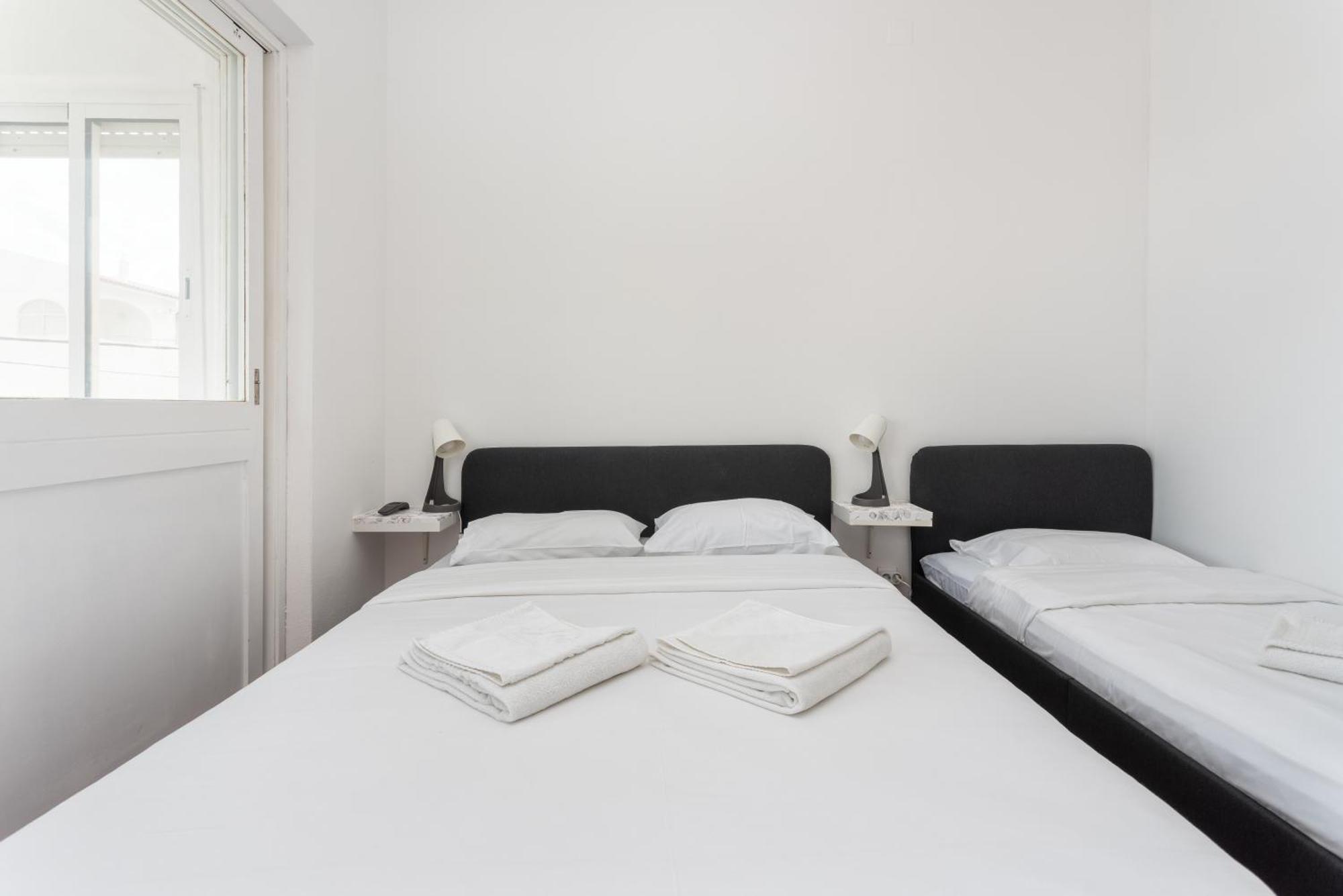 Blife Faro Beach Hostel & Rooms エクステリア 写真