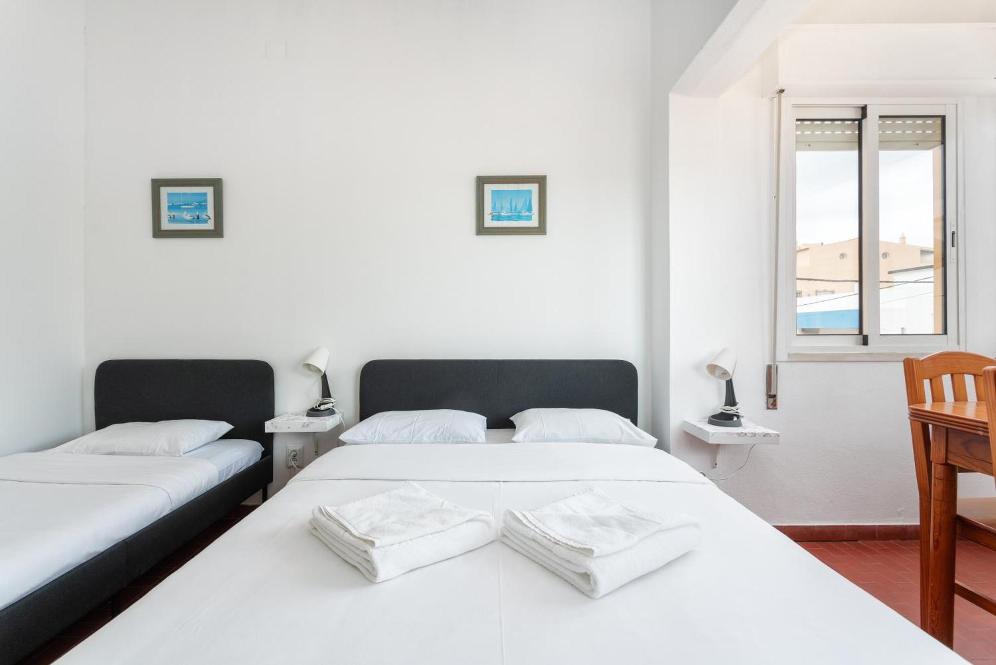 Blife Faro Beach Hostel & Rooms エクステリア 写真