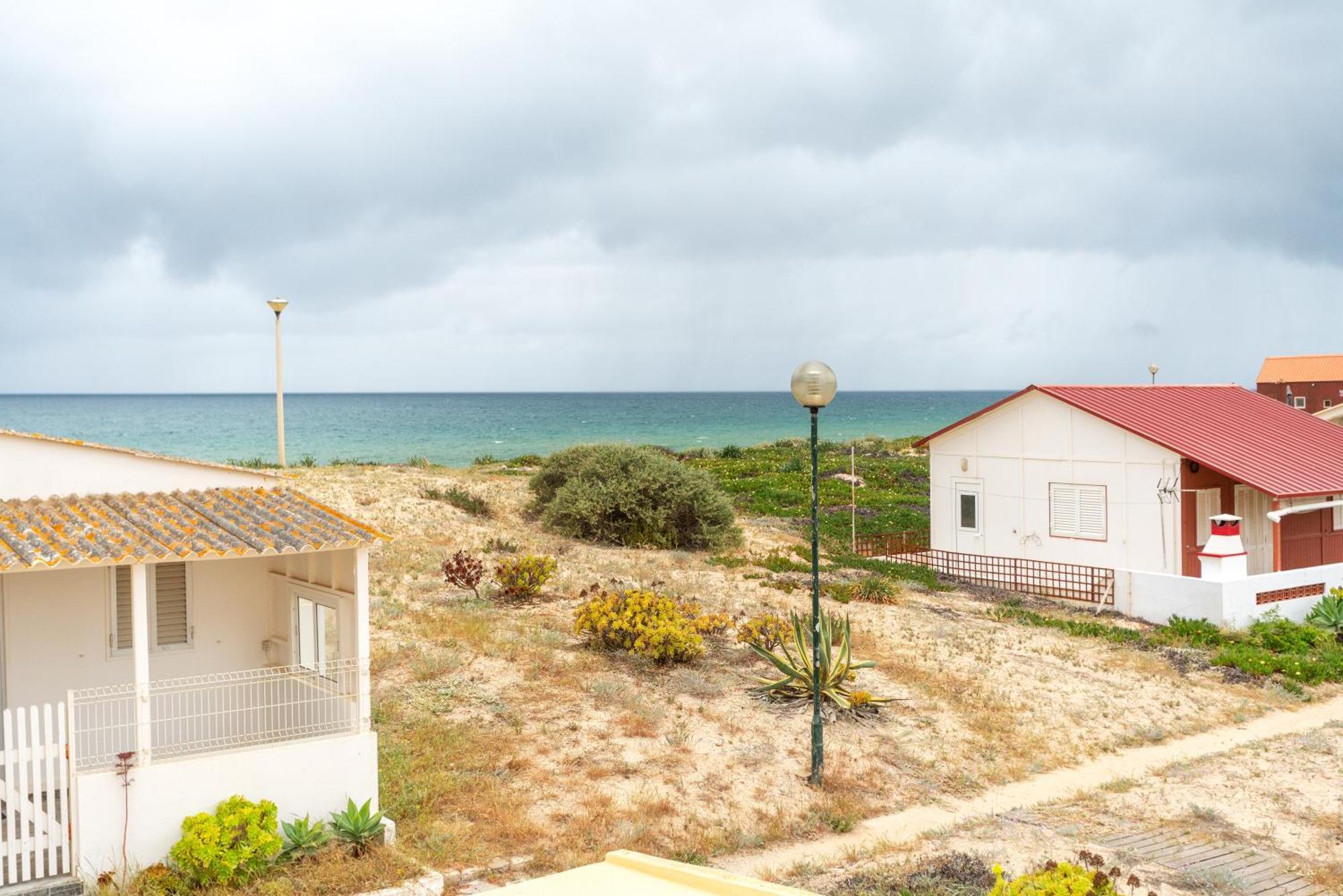 Blife Faro Beach Hostel & Rooms エクステリア 写真