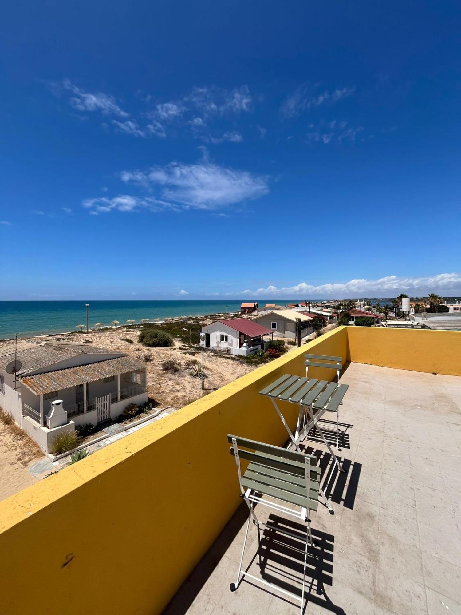 Blife Faro Beach Hostel & Rooms エクステリア 写真